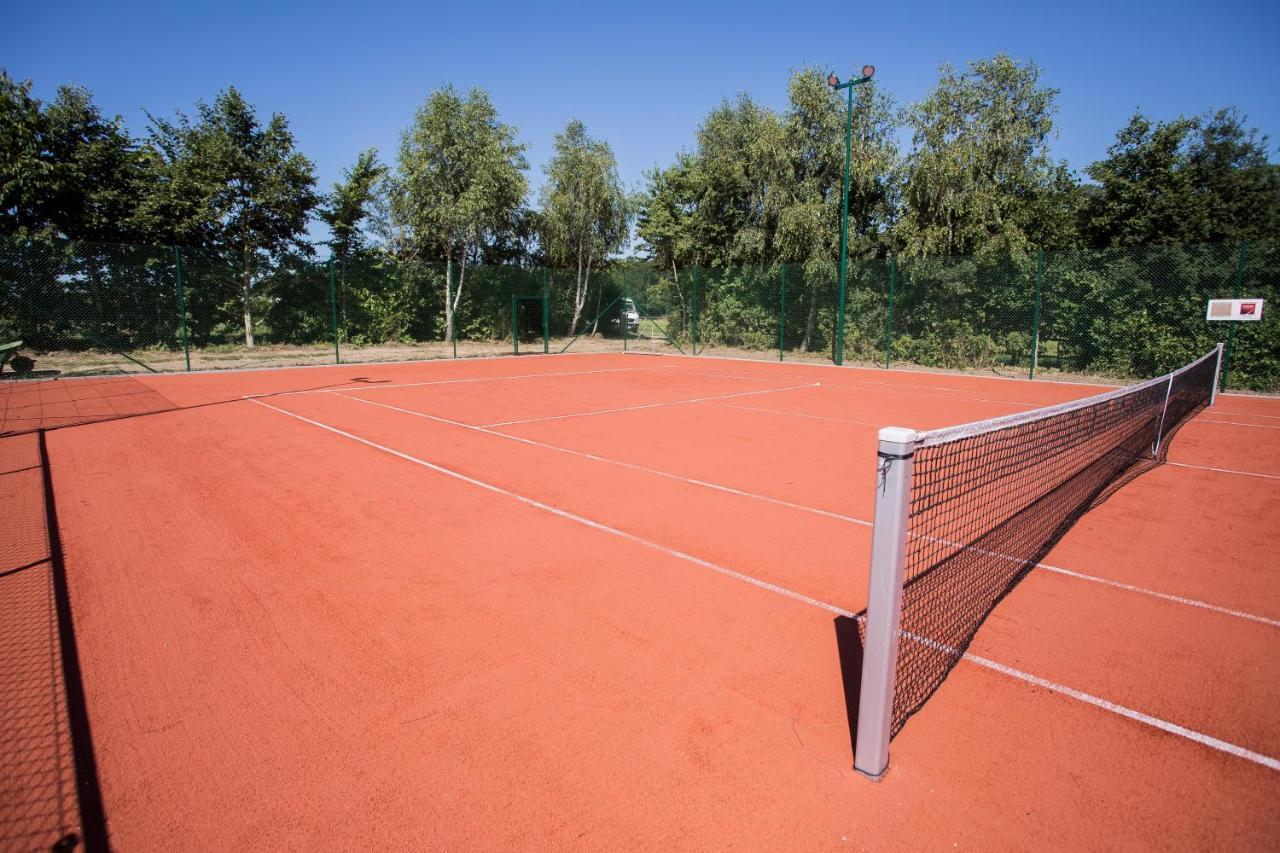 Вилла Le Champ Du Coq Gesves Экстерьер фото